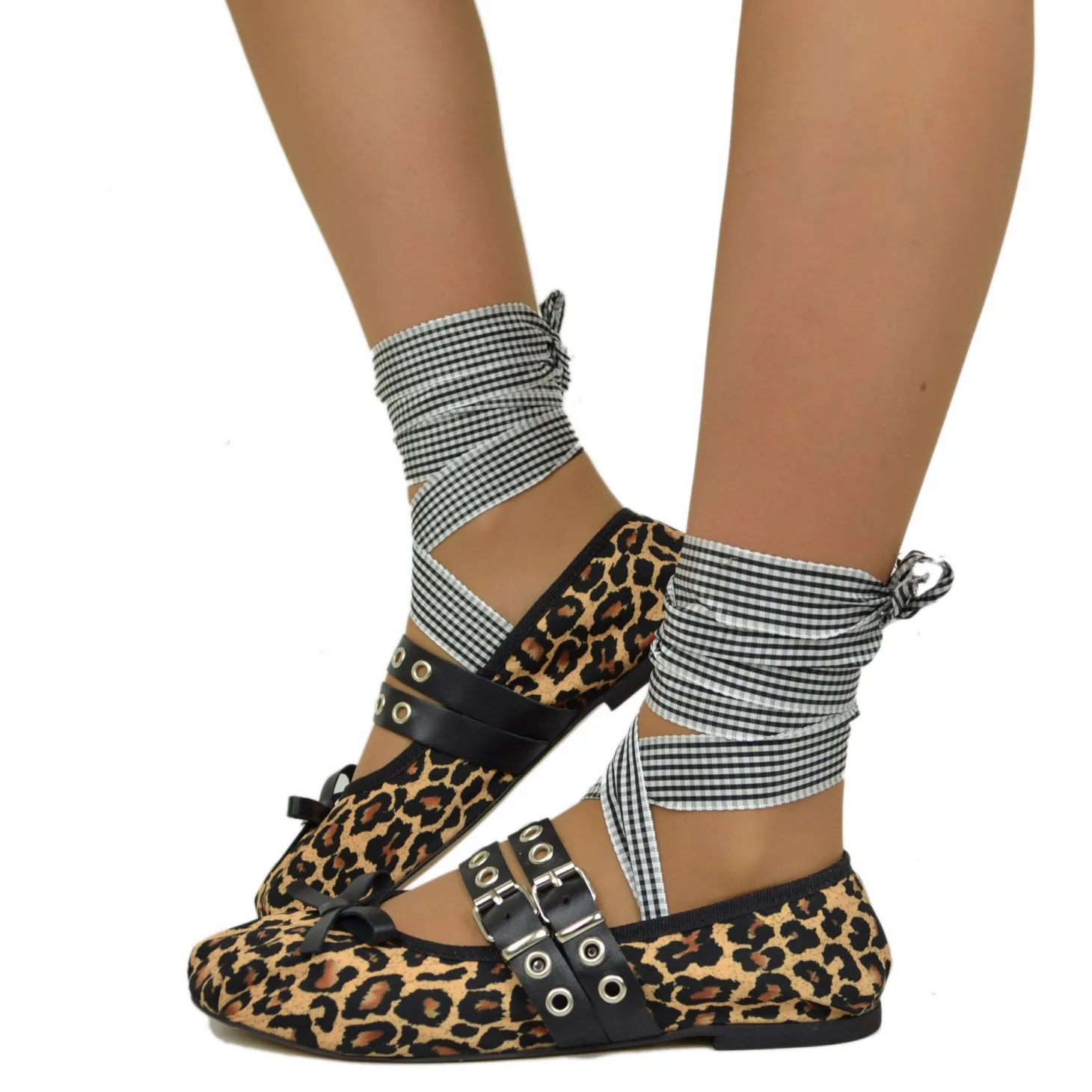 Black Schiava ballerinas in Nappa leather with two-tone laces and squa