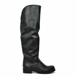 Knee-high boots in genuine leather with a soft shaft low heel and roun