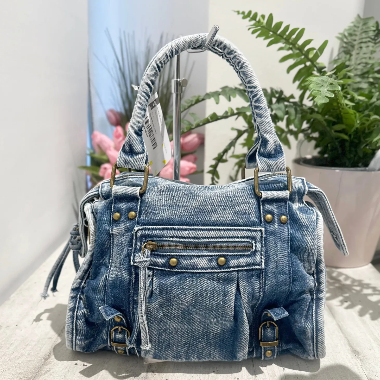 Maxi Denim Bag with Zip and Inner Strap – Dark Blue
