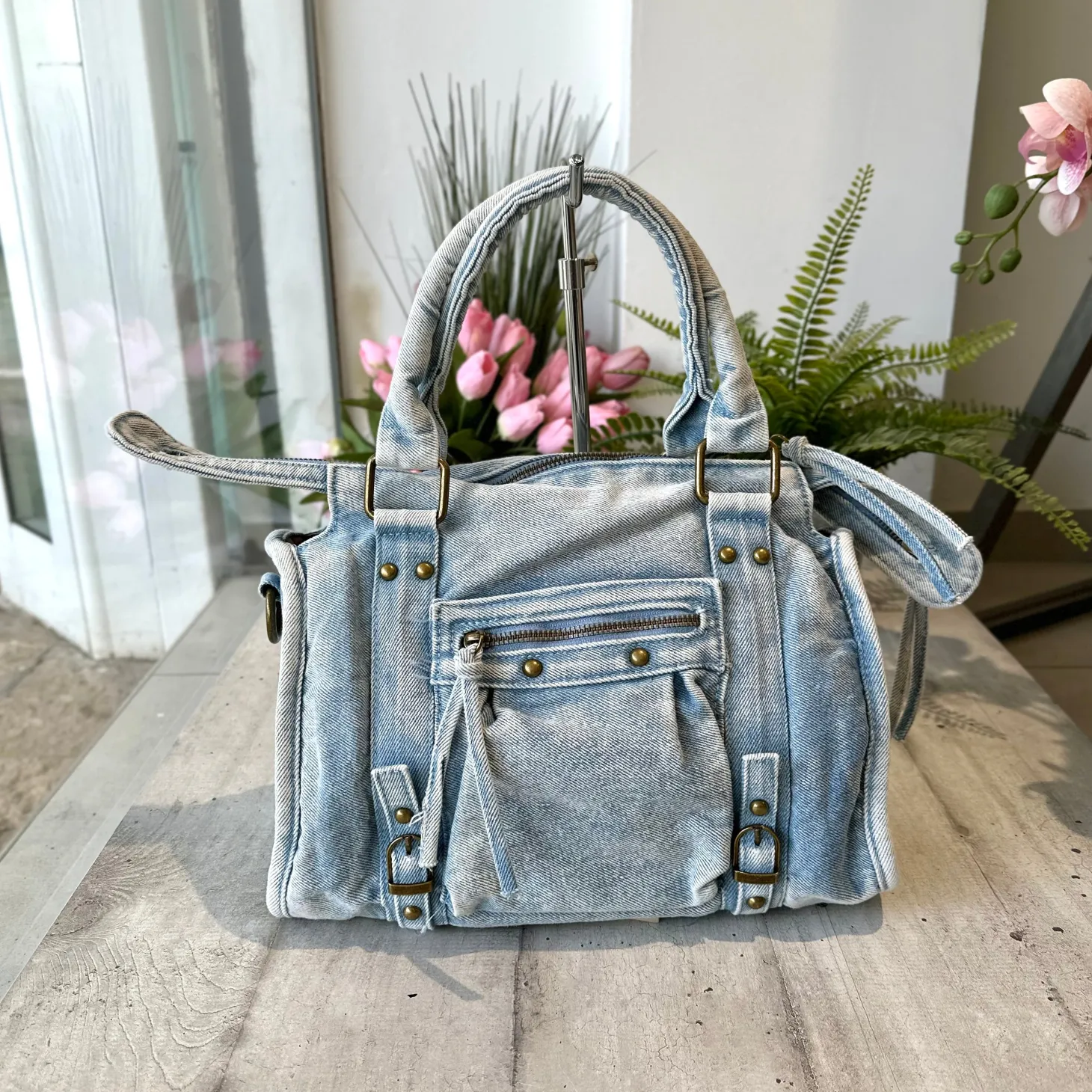 Maxi Denim Bag with Zip and Inner Strap – Dark Blue
