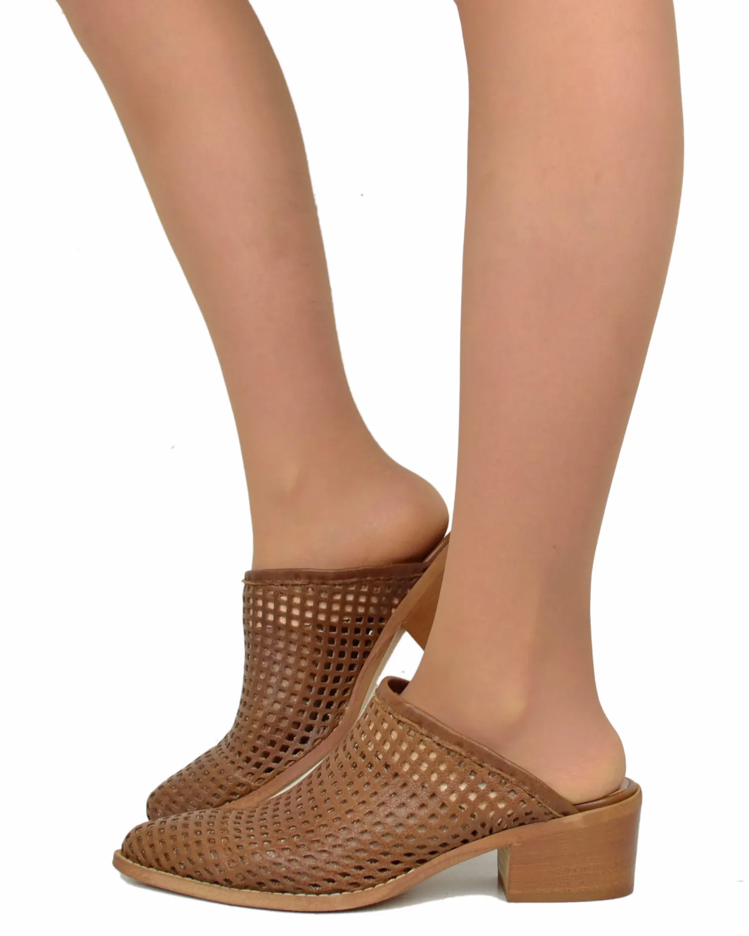 Perforated Leather Mules – 4 cm Heel, Made in Italy, Tan