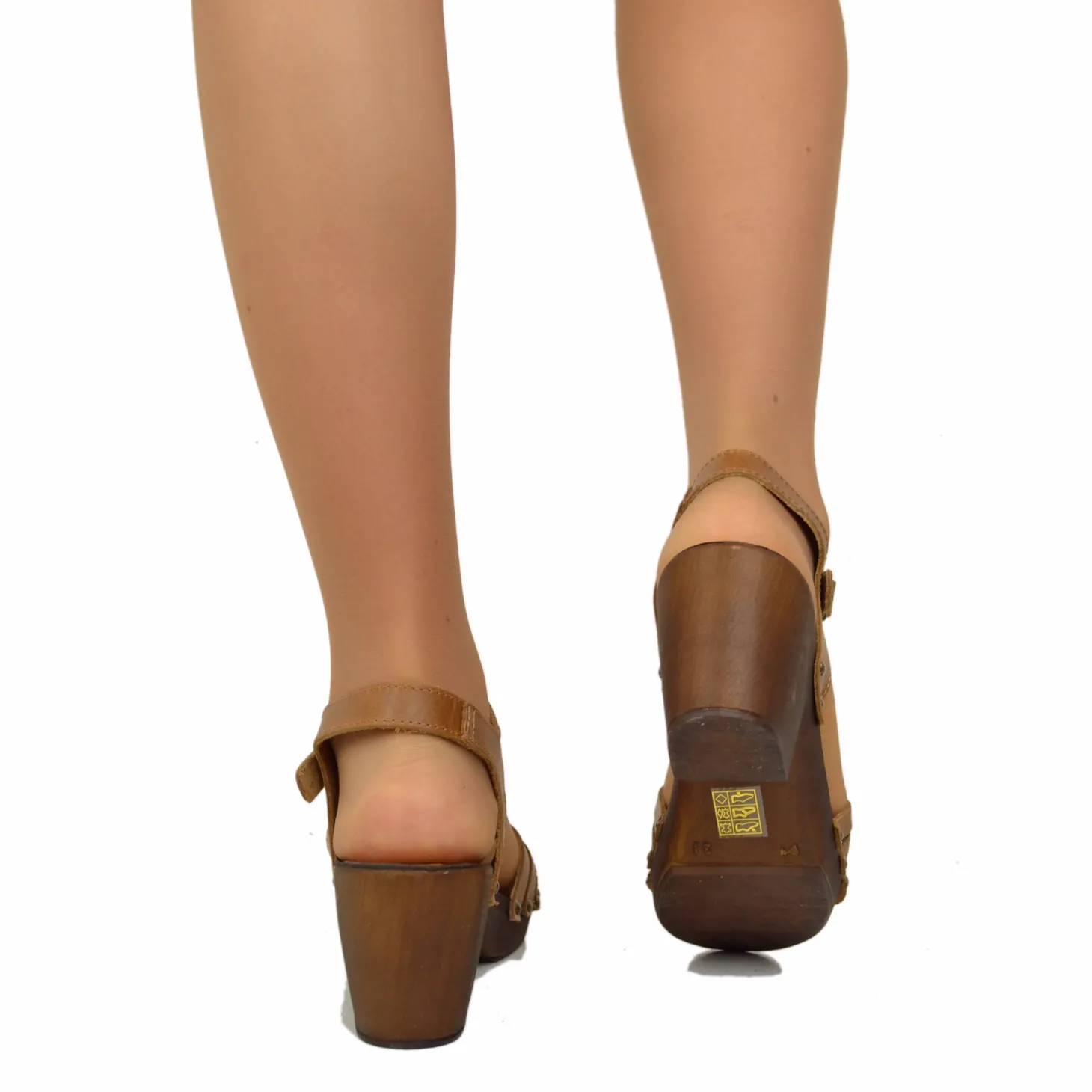 Sandali a Ragnetto in Pelle Ingrassata color Camel Made in Italy