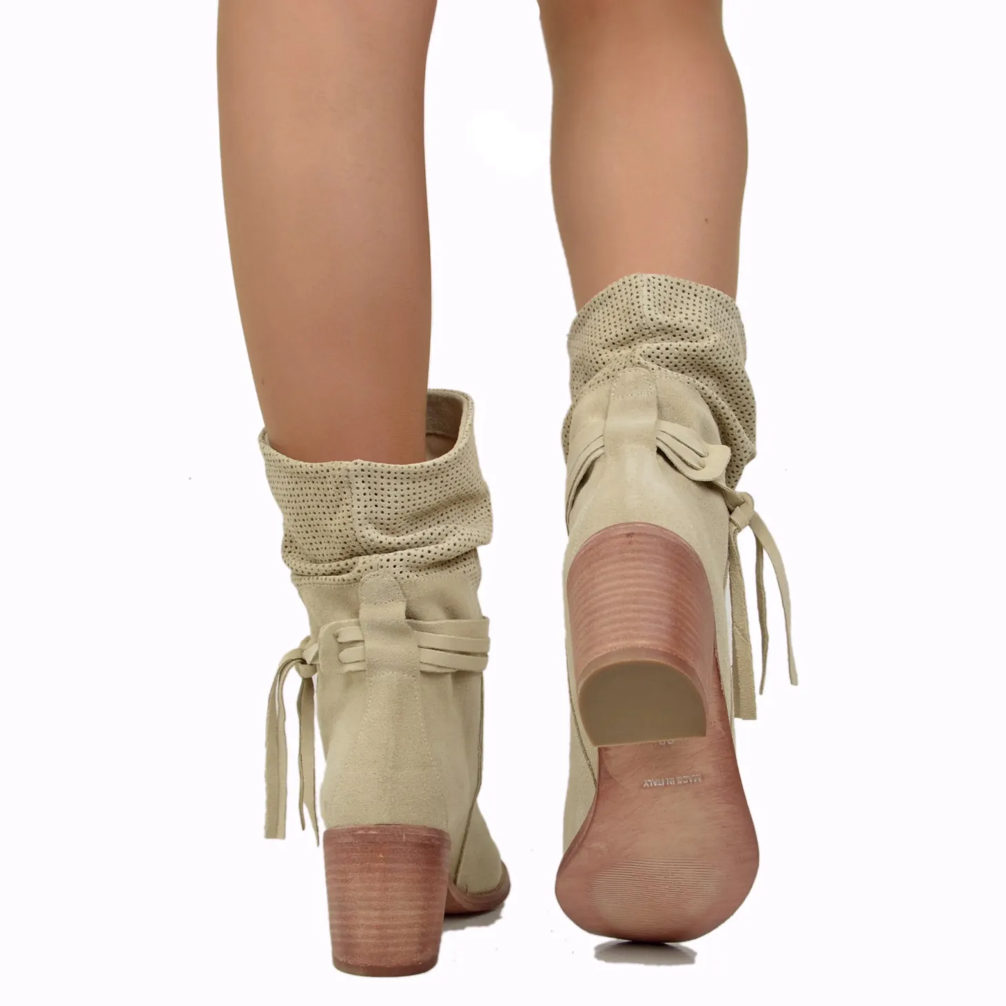 Stivaletti Donna Estivi in Pelle Beige Scamosciati Traforati