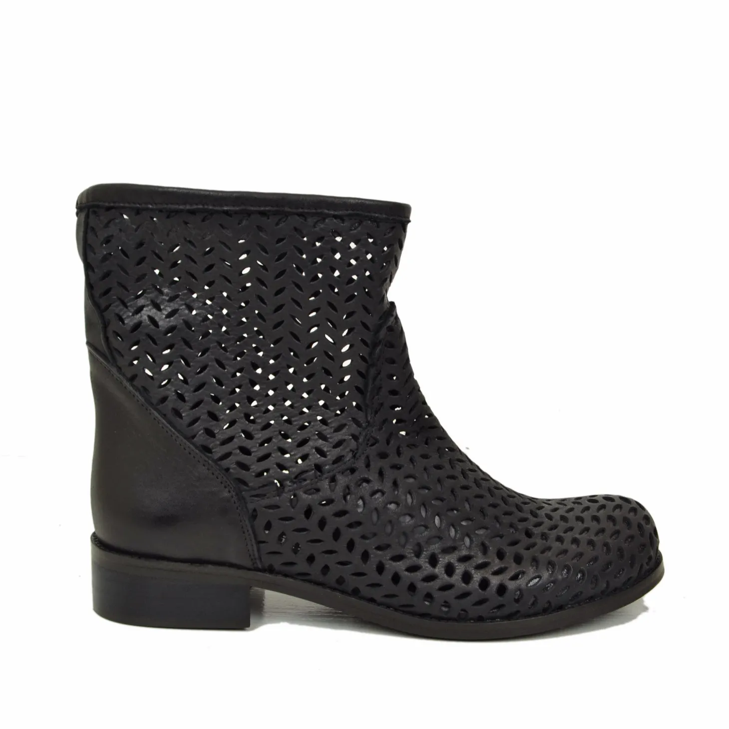 Stivaletti Donna Traforati in Pelle Neri Made in Italy