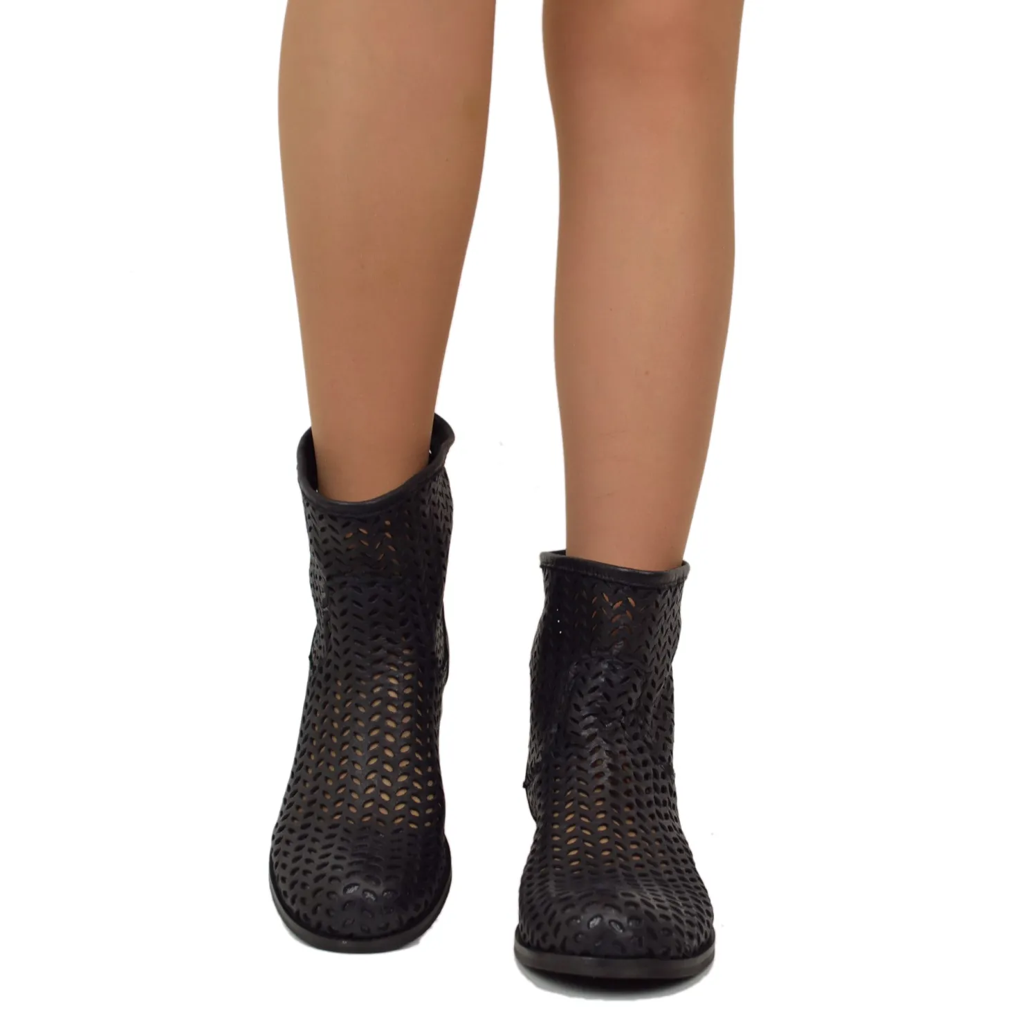Stivaletti Donna Traforati in Pelle Neri Made in Italy