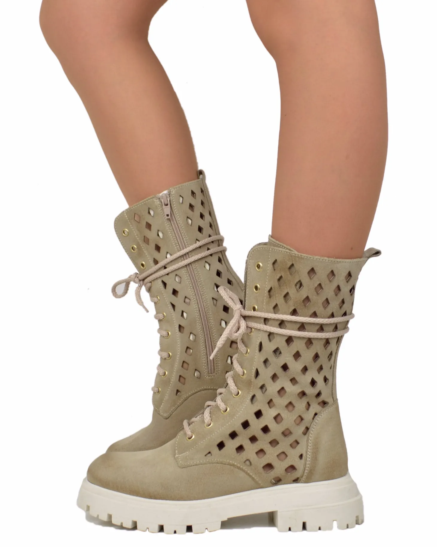 Summer Lace-Up Boots 10 Eyelets Biker Boots Suede Diamond-Perforated B