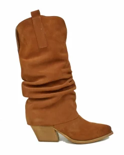 Wide Calf Suede Cowboy Boots with Soft Shaft – 7 cm Heel – Tan