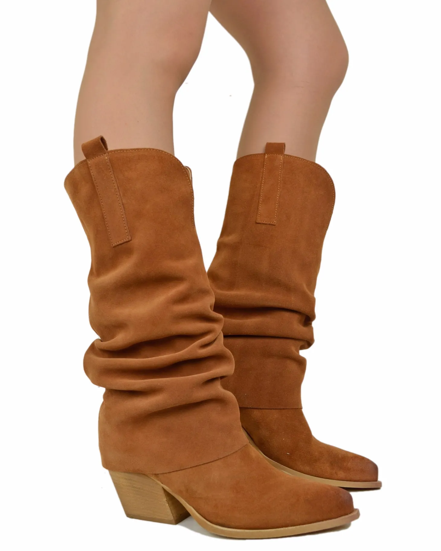 Wide Calf Suede Cowboy Boots with Soft Shaft – 7 cm Heel – Tan