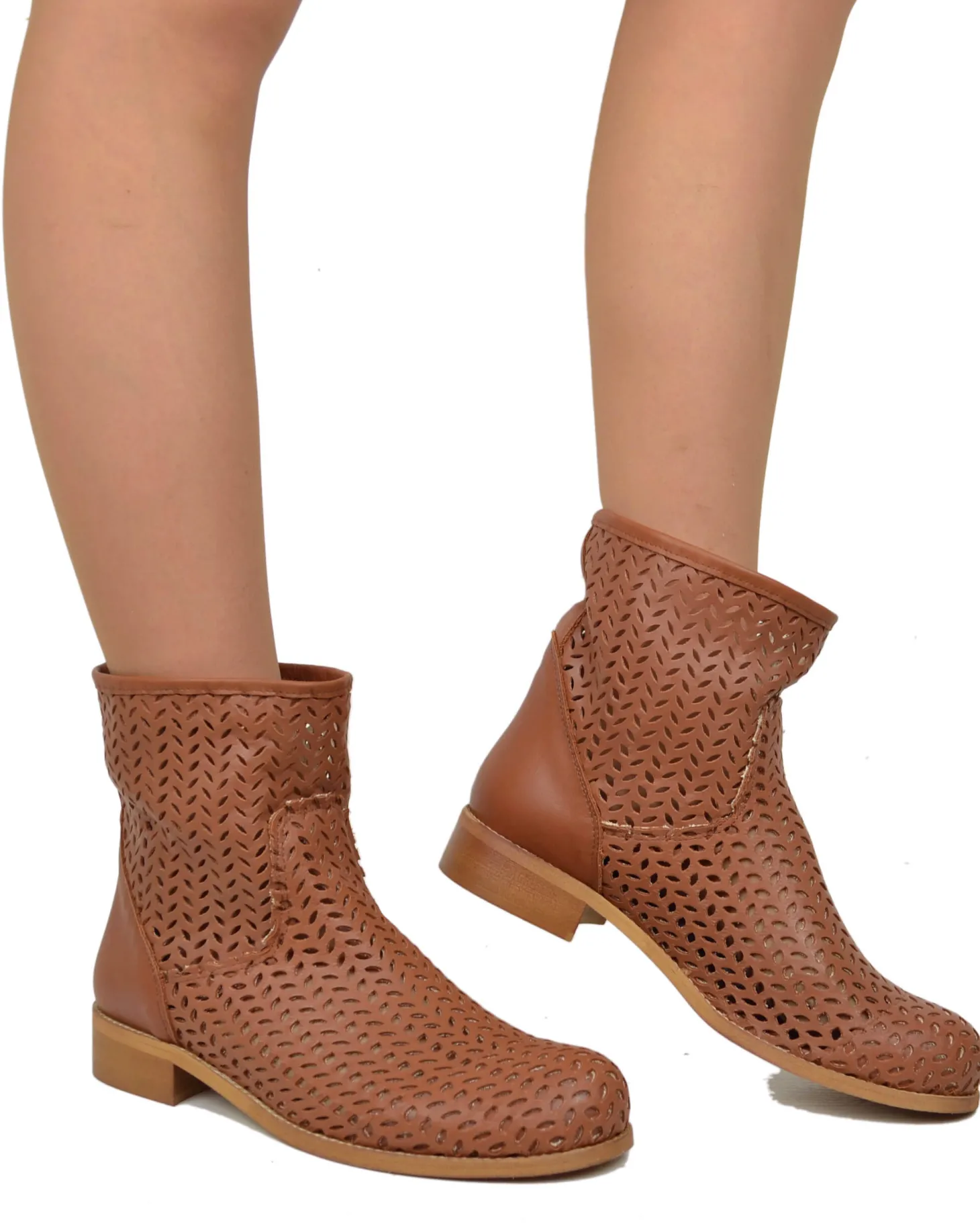 Women's Perforated Ankle Boots in Leather Made in Italy Leather